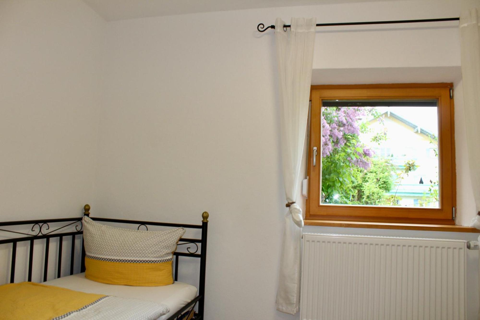 Ferienhaus Mit Garten Fuer Bis Zu 6 Personen Rosenheim Extérieur photo